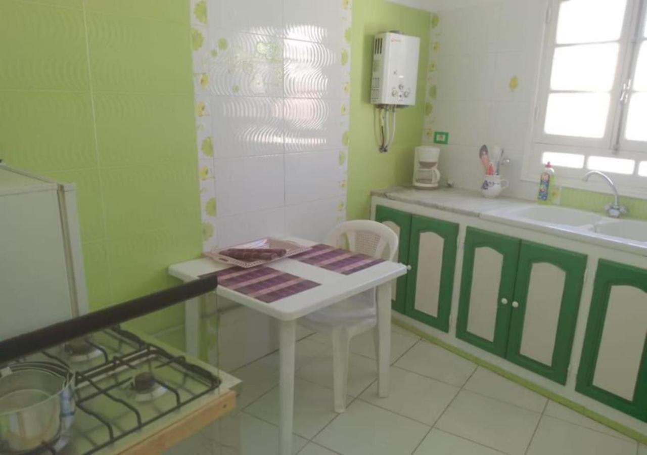 Апартаменты Djerba House Хумт-Сук Экстерьер фото