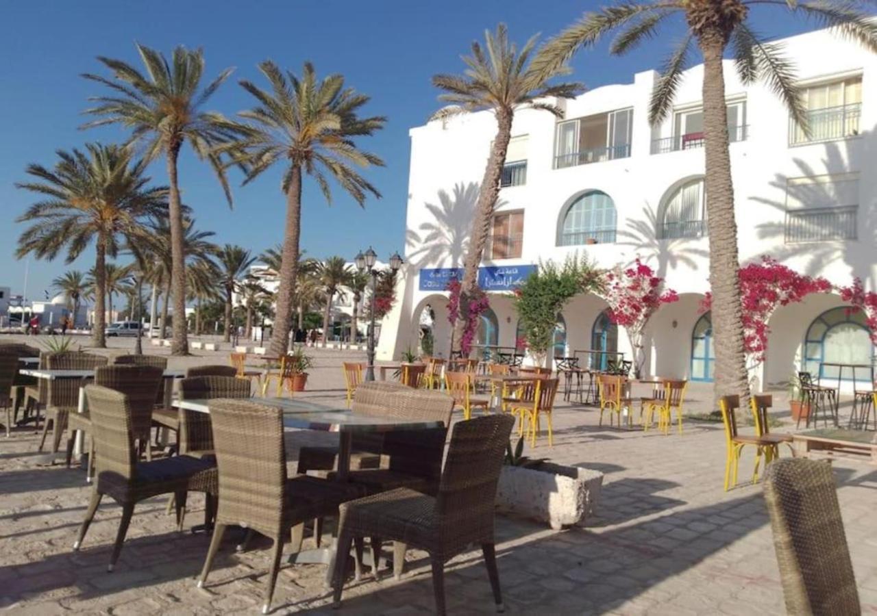 Апартаменты Djerba House Хумт-Сук Экстерьер фото